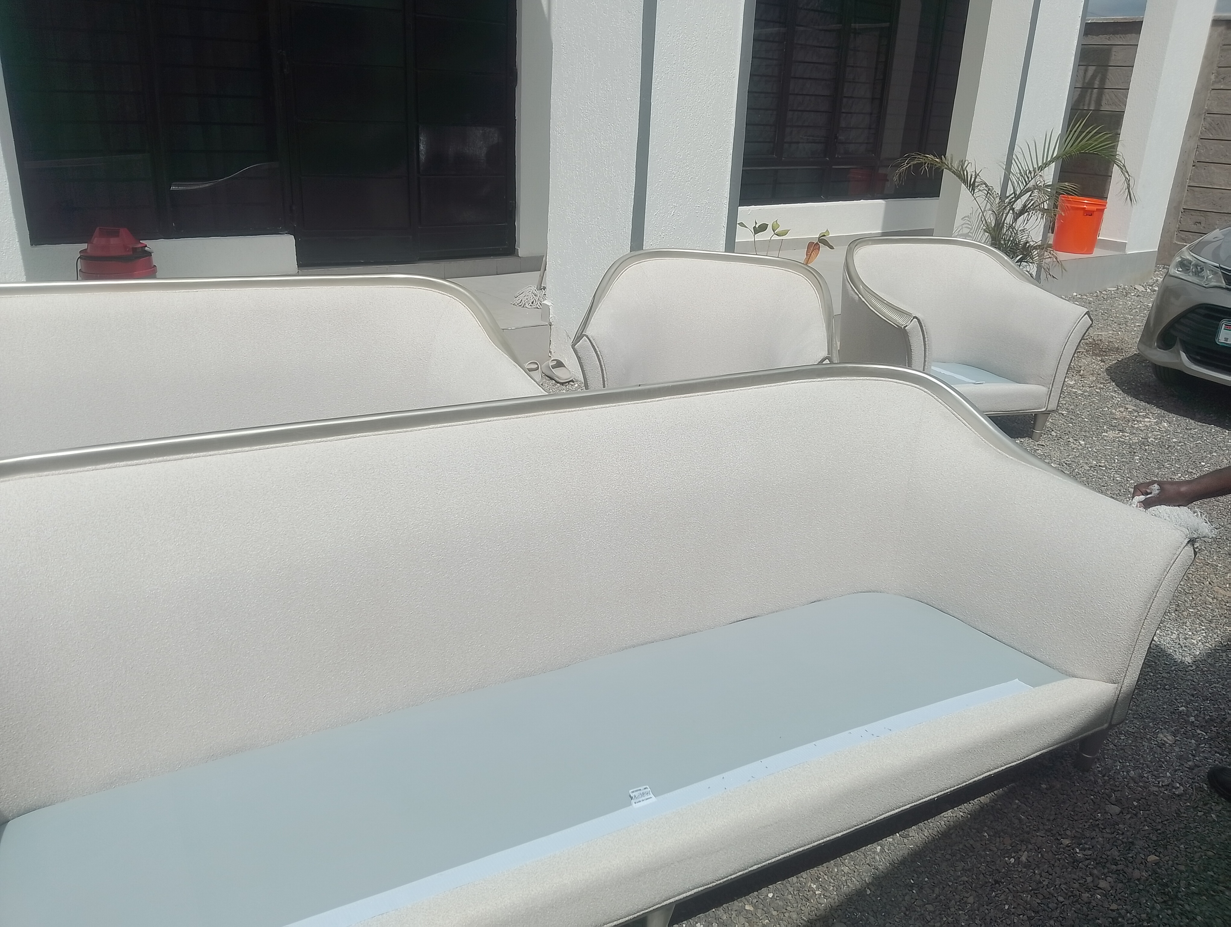 Sosyshine cleaning services 