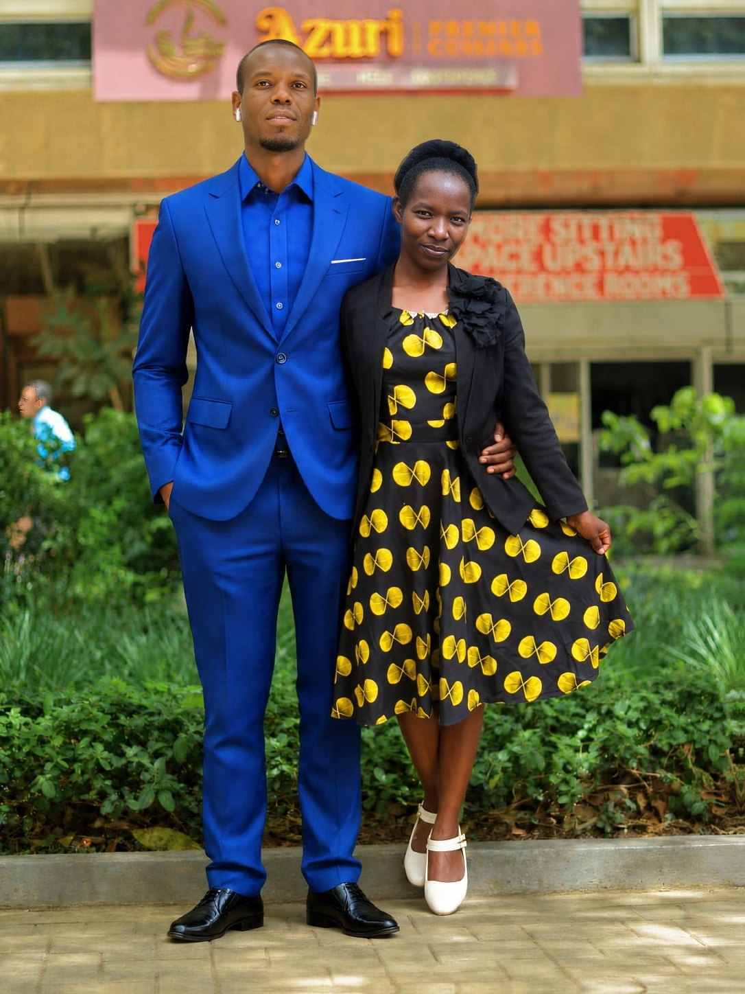 Dress making shop and quality second hand clothes